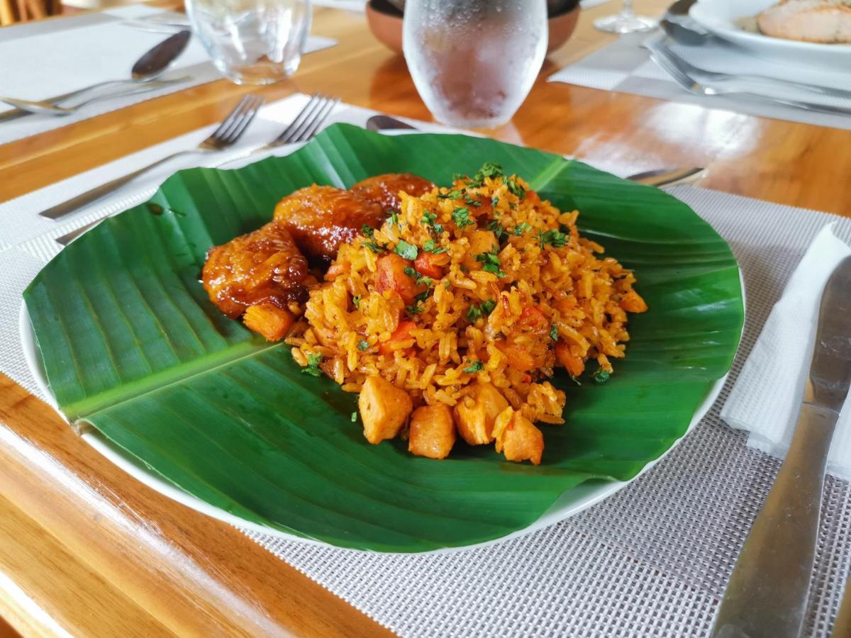 Gatun Lake Lodge Hotel Pueblo Nuevo  Bagian luar foto