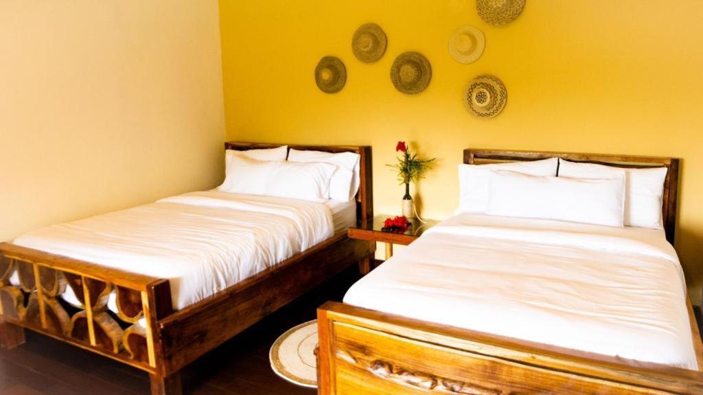 Gatun Lake Lodge Hotel Pueblo Nuevo  Bagian luar foto